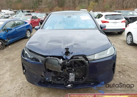 2026 BMW Ix xDrive45 z USA, uszkodzony, nr VIN WB543CF00TCV89079